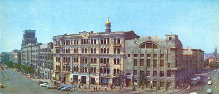 площадь Тевелева
