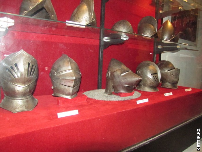 Рыцарские шлемы