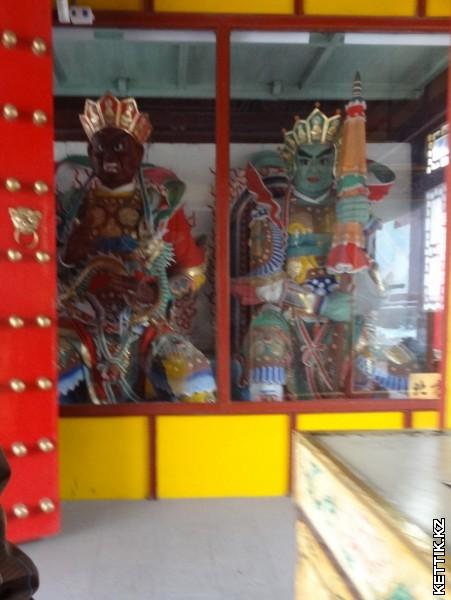 Китайские божества