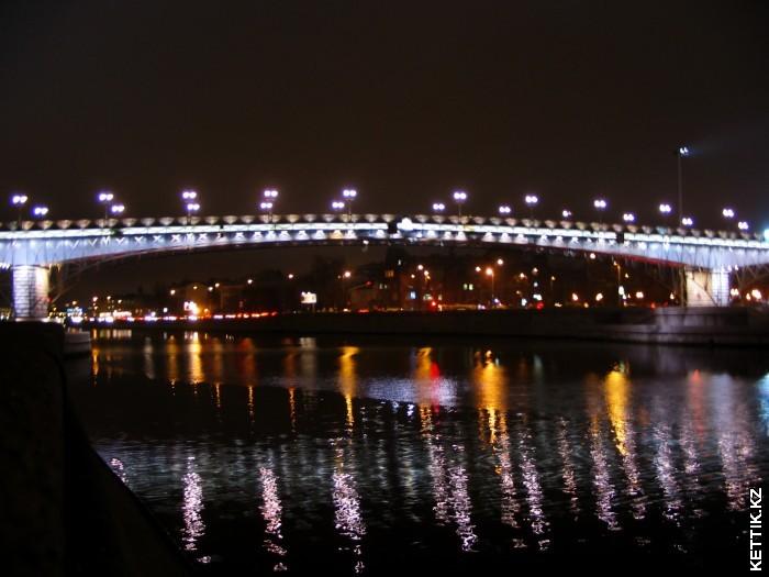 Мост через Москву