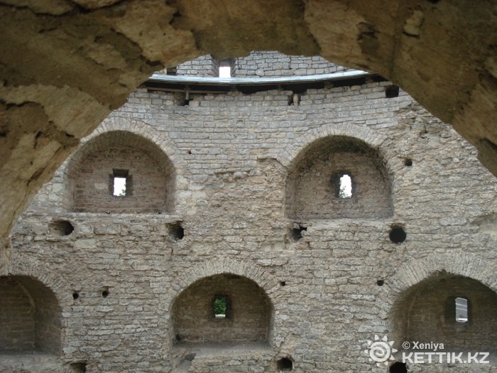 Пкровская внутри